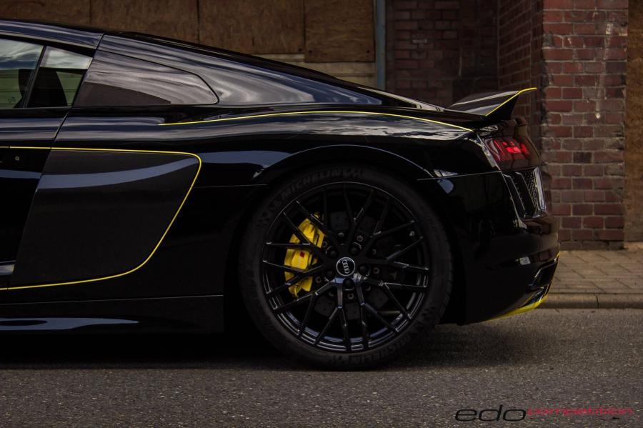  Audi R8 Spyder V10 by Edo Competition 2016 года  (фото 3 из 18)